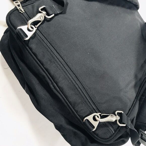 REI Backpack Daypack Laptop Black 15" Travel Computer Hiking School Book Camping - Picture 16 of 16